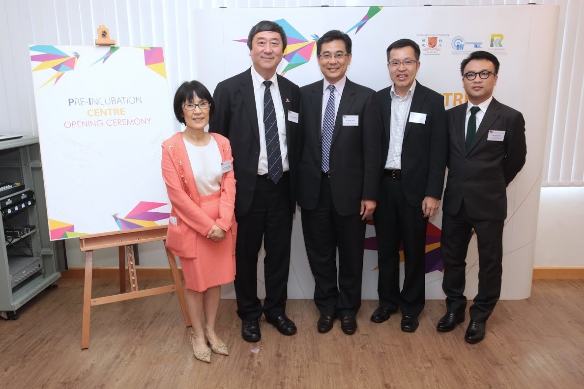 (From left): Prof. Fanny Cheung, Pro-Vice-Chancellor; Prof. Joseph J.Y. Sung, Vice-Chancellor; Mr. Allen Yeung, vice president, Hong Kong Science and Technology Parks; Mr. Mingles Tsoi, project director, Centre for Entrepreneurship, CUHK; and Mr. Kelvin Wu, principal partner, AID Partners Capital Limited; hosting the opening ceremony of the CUHK Pre-incubation Centre.