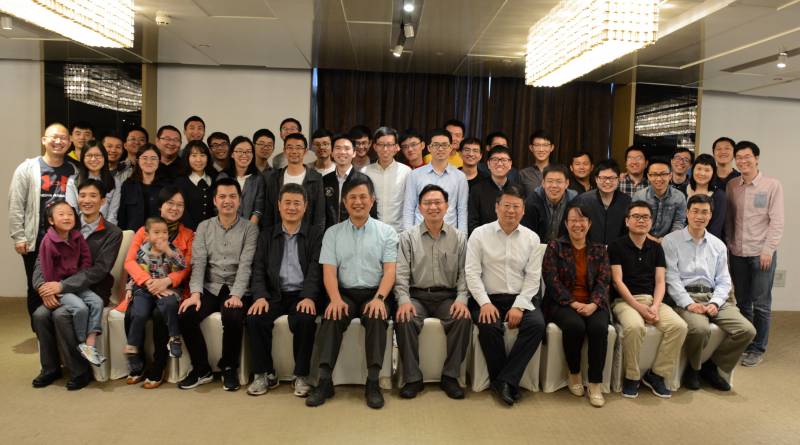 2018group.jpg 2018group.jpg