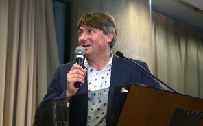 Morningside welcomes Distinguished Visitor Simon Armitage