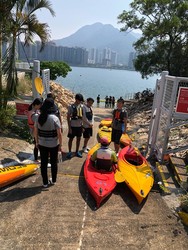 Morningsiders learn to kayak