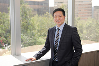 Dr Alex Ng