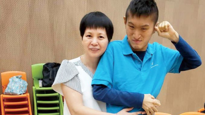 148_caregiver_open
