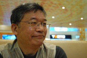 阿水表示,十多年前只在家中天體,但習慣了在海灘天體後,便覺得小小的泳褲束縛很大。
