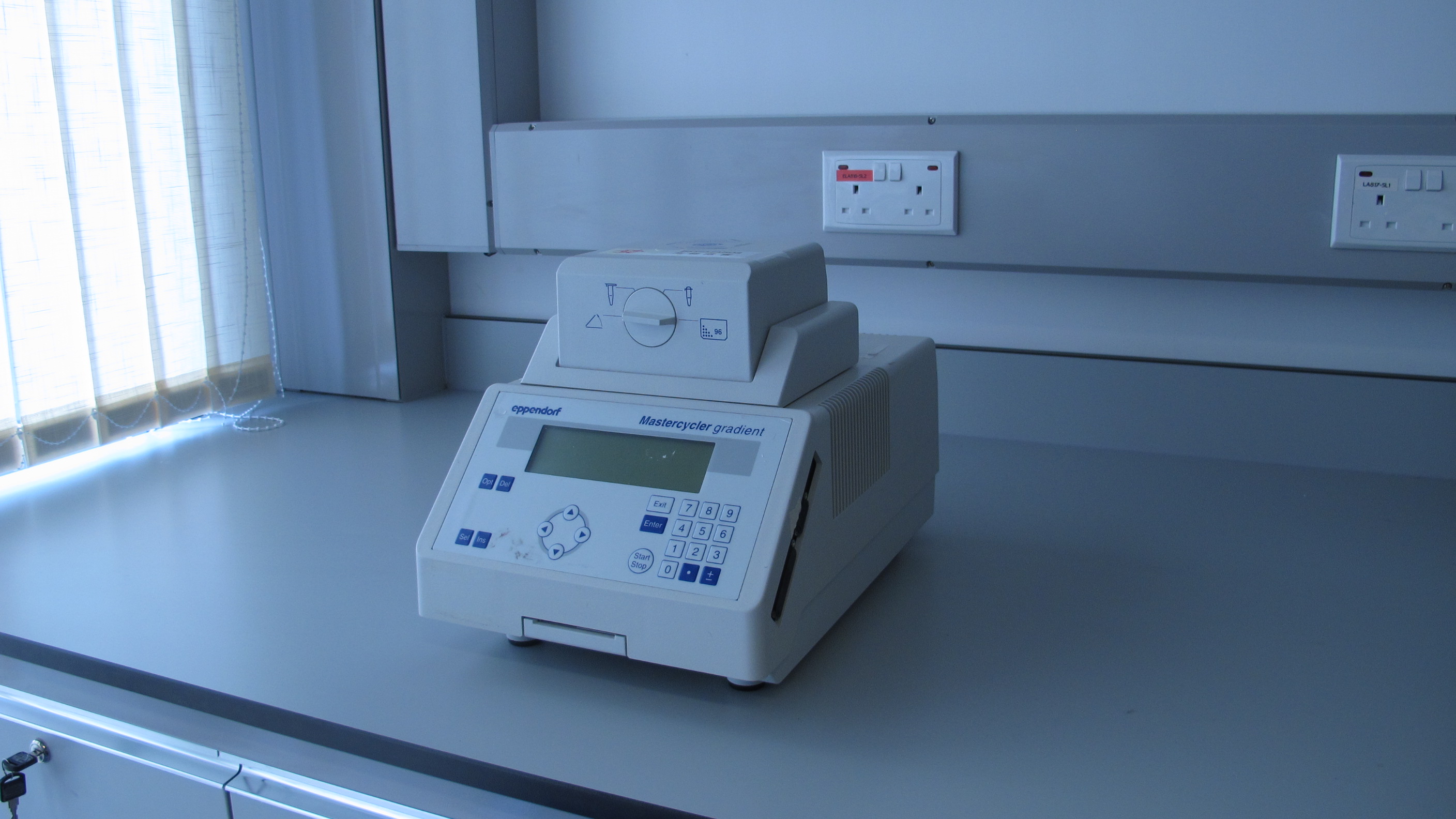 lab-Polymerase Chain Reaction System (PCR) Gel Document System (ID 2.5)