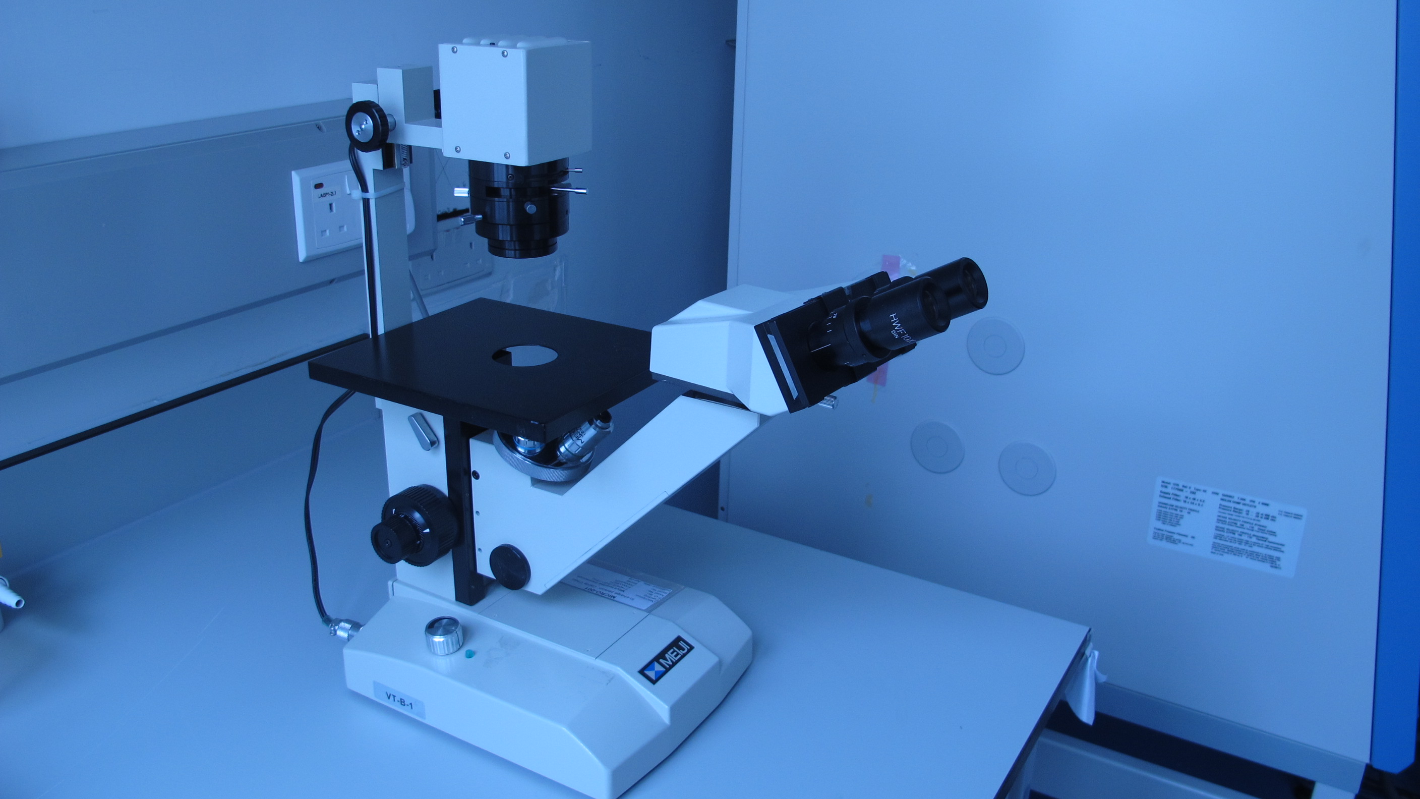 lab-Inverted Microscope (ID 2.10)