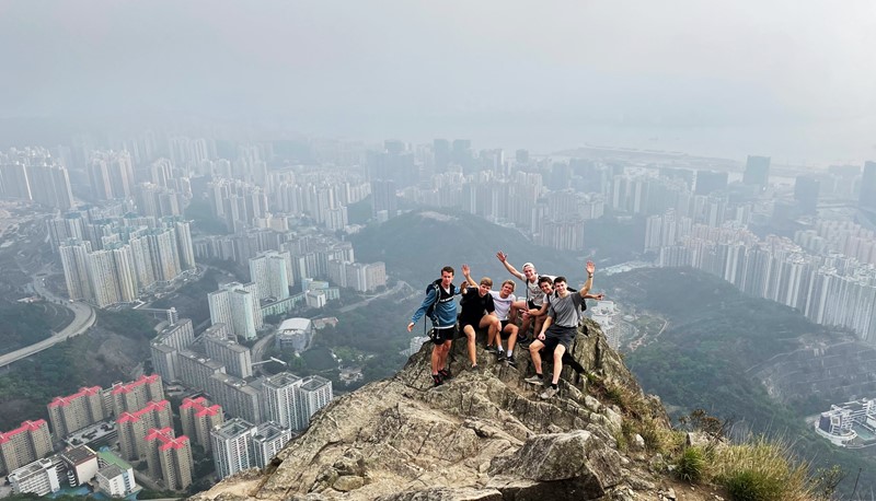 Exchange students conquering the Suicide Cliff.