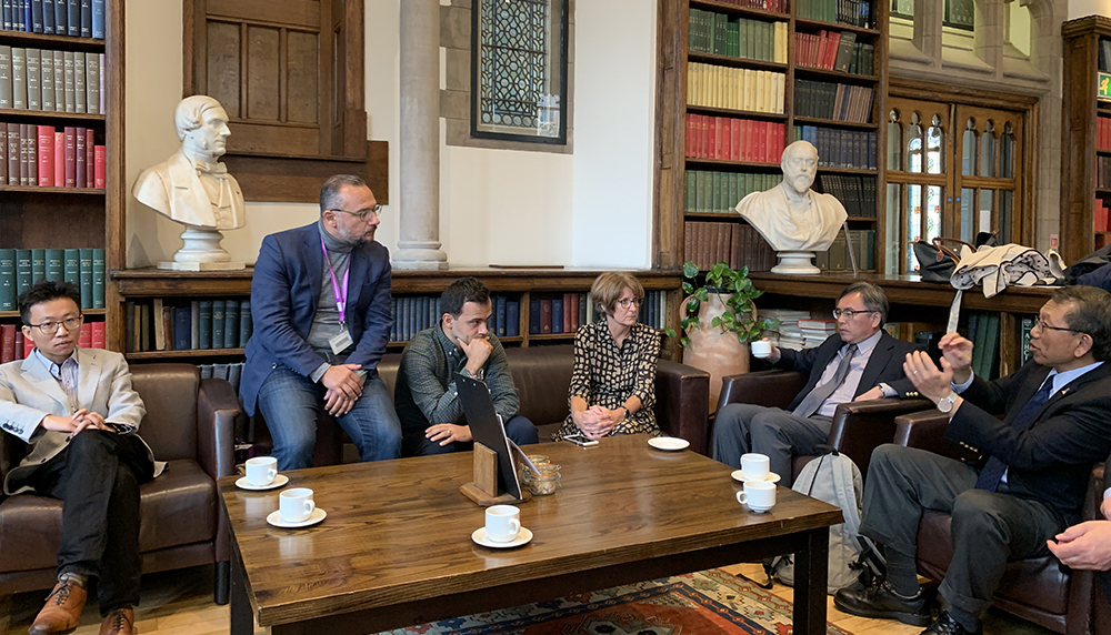 CUHK delegation meets with UoM awardees of the CUHK-UoM Research Fund.