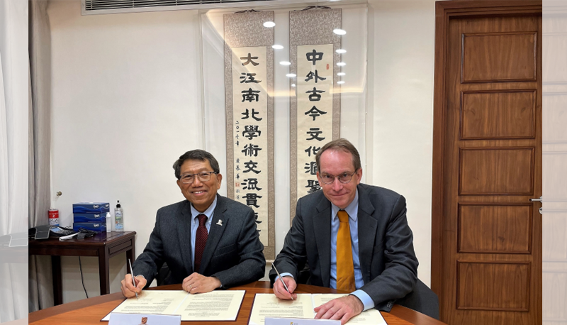 CUHK renews partnership with STINT for the Teaching Sabbatical Programme to engage Swedish scholars for term-long teaching at the University.