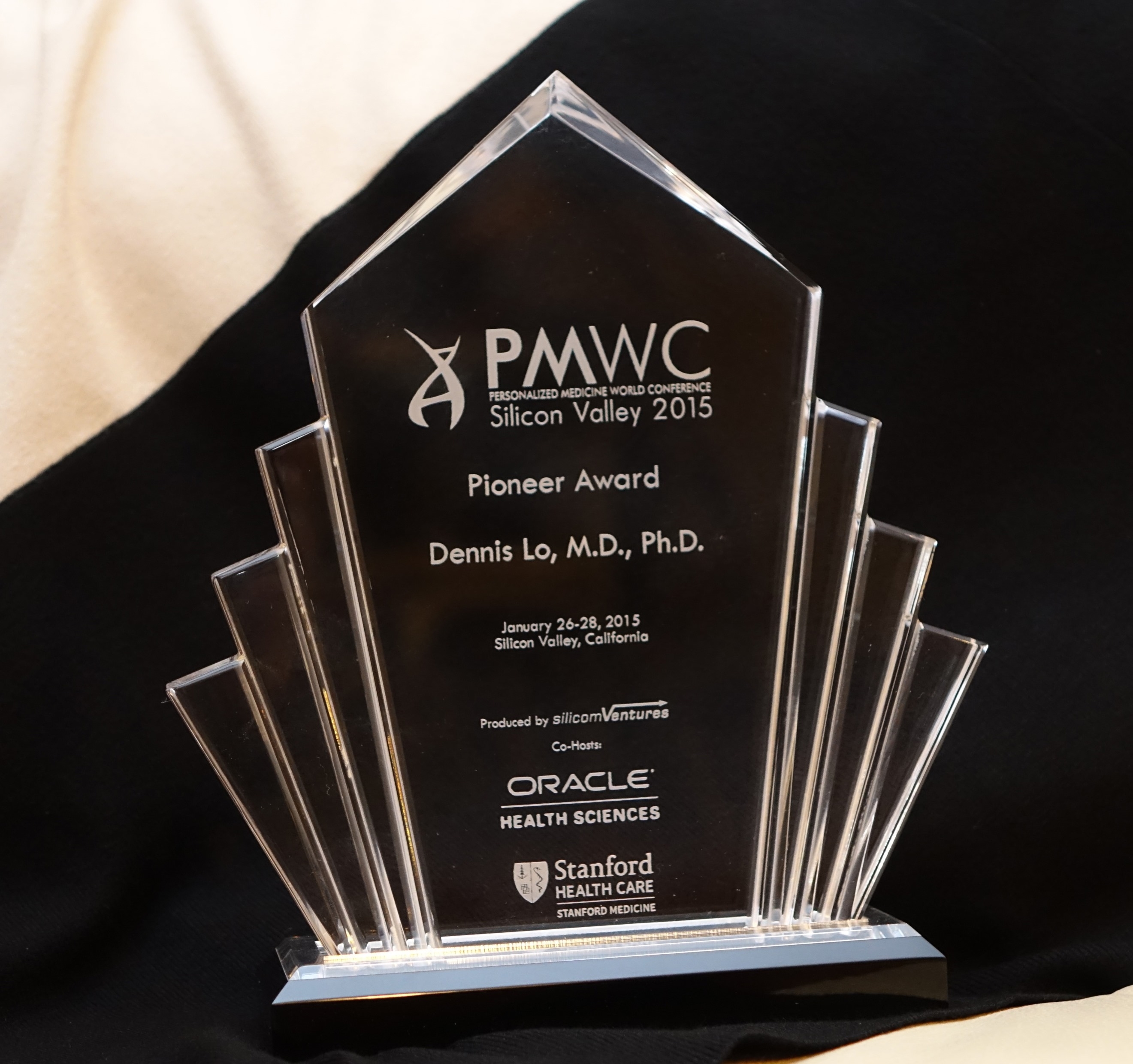 The Pioneer Award of the Personalized Medicine World Conference recognizes researchers who have pioneered the development of personalized medicine and made major advances in the field.