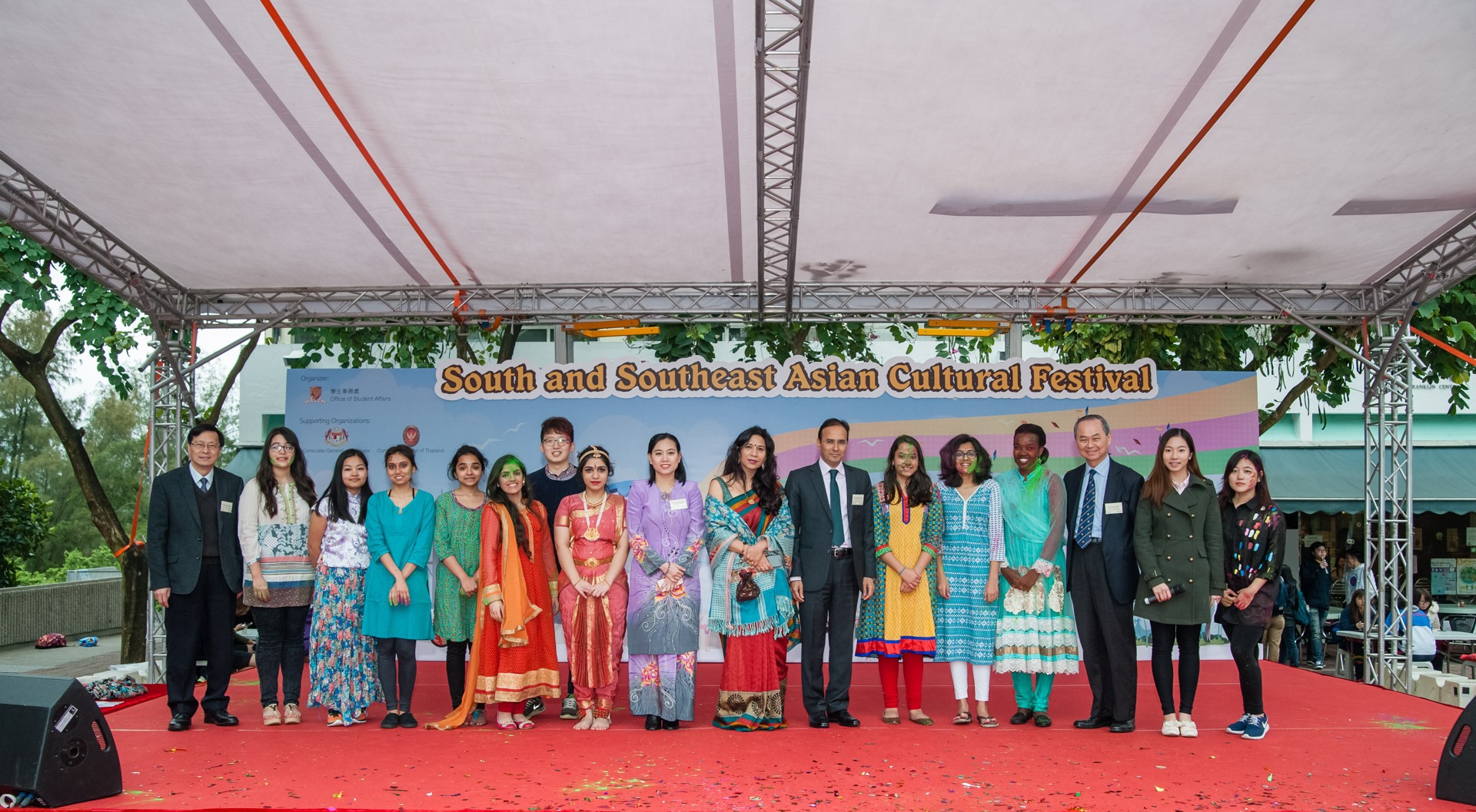 A group photo of guests and performing students at the opening ceremony.