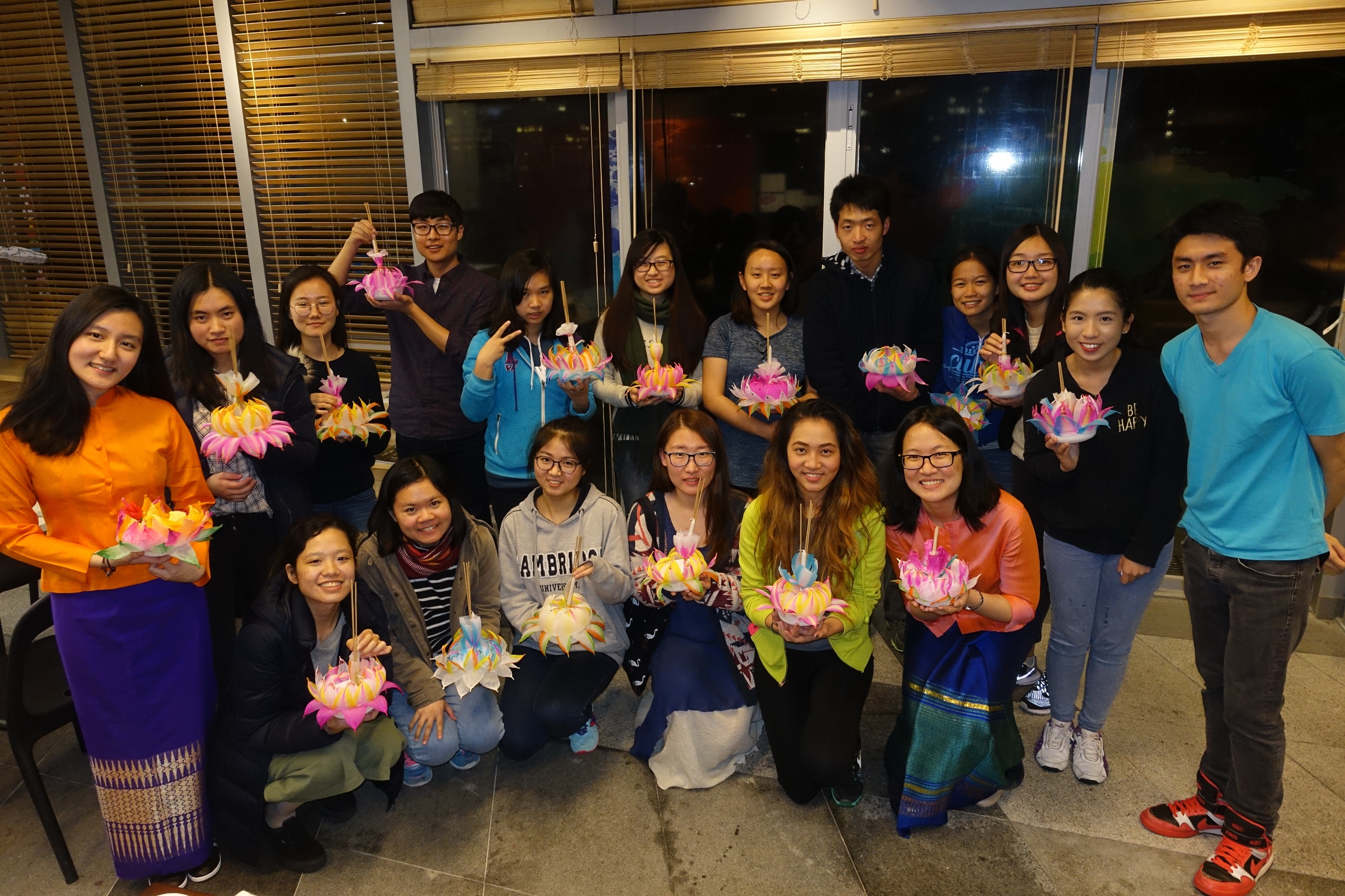 The Loy Krathong (water lantern) making workshop.