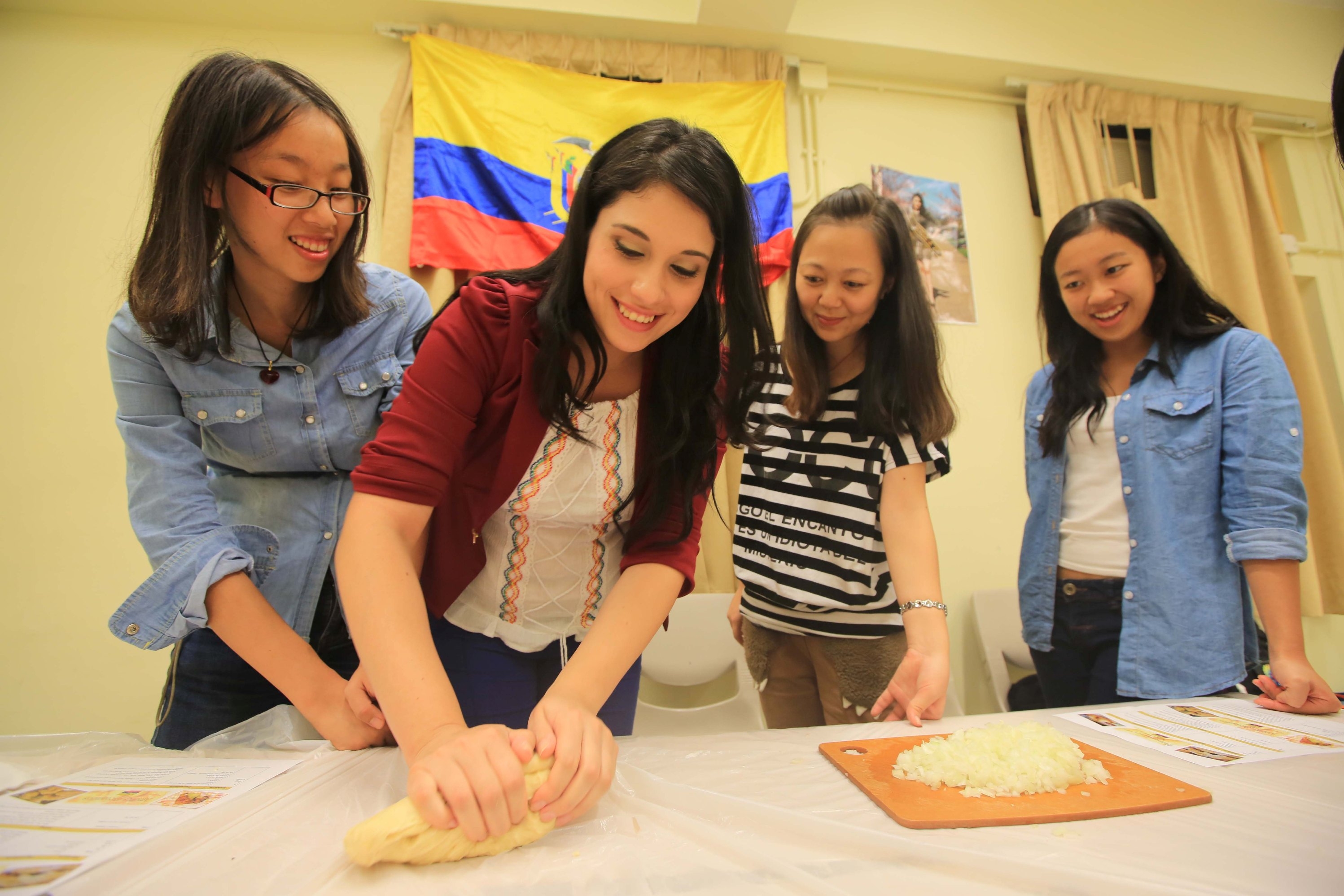 Lisset demonstrates how to make a traditional Ecuadorian dish.