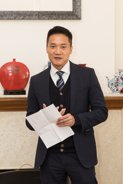 Professor Samuel Wong, Head of Division of Family Medicine and Primary Healthcare, Jockey Club School of Public Health and Primary Care, Faculty of Medicine, CUHK, introduces details of the Project.