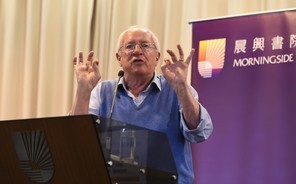 Distinguished Visitor Robert Fisk Concludes College Visit