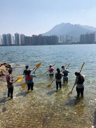 Morningsiders learn to kayak