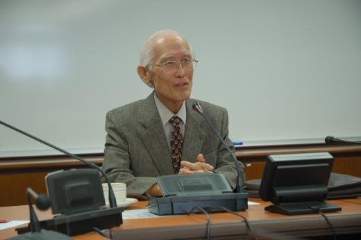 Professor Yu Kwang-chung