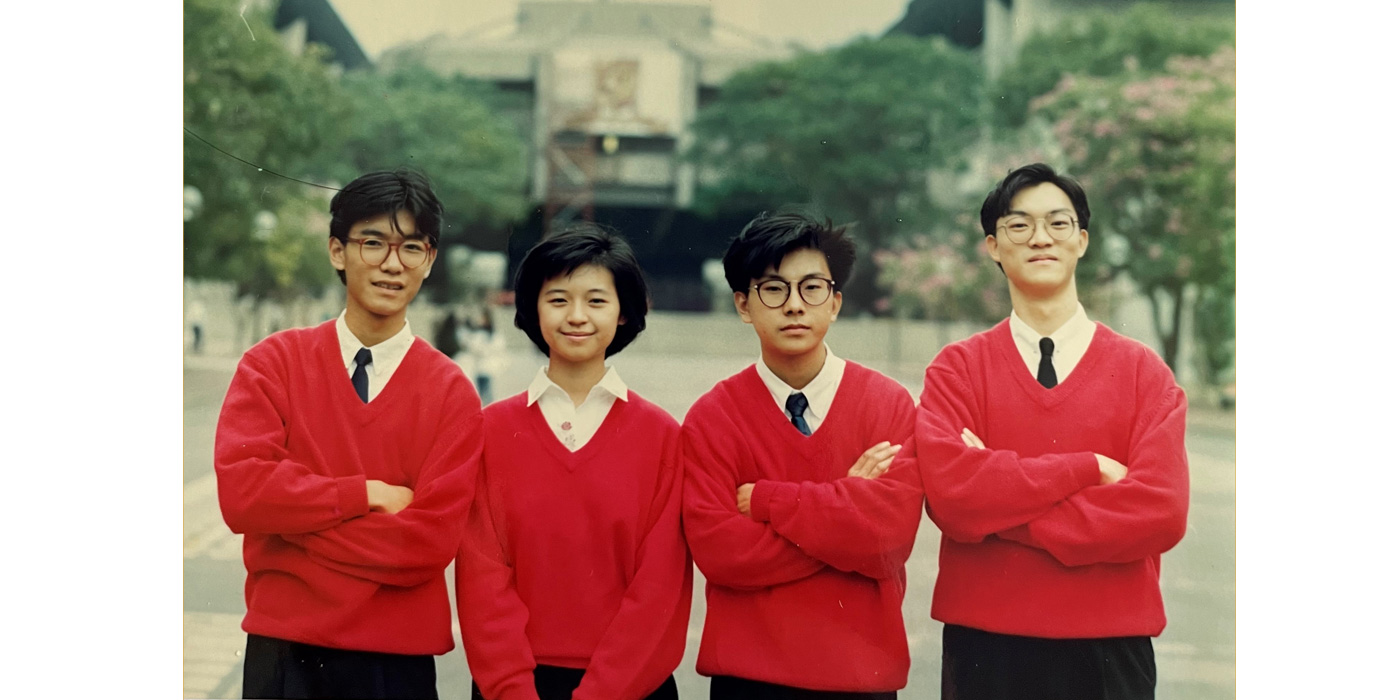 Chris Sun (second from the right) and his friends at CUHK