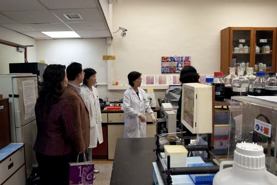 Events Visit Shanghai Medical College of Fudan University 15mar2011 3