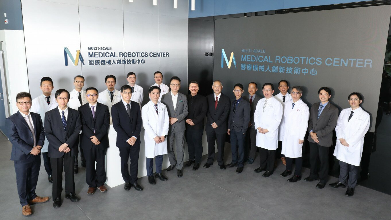 活动亮点 MRC Clinical & Engineering Team Photo Taking Session 