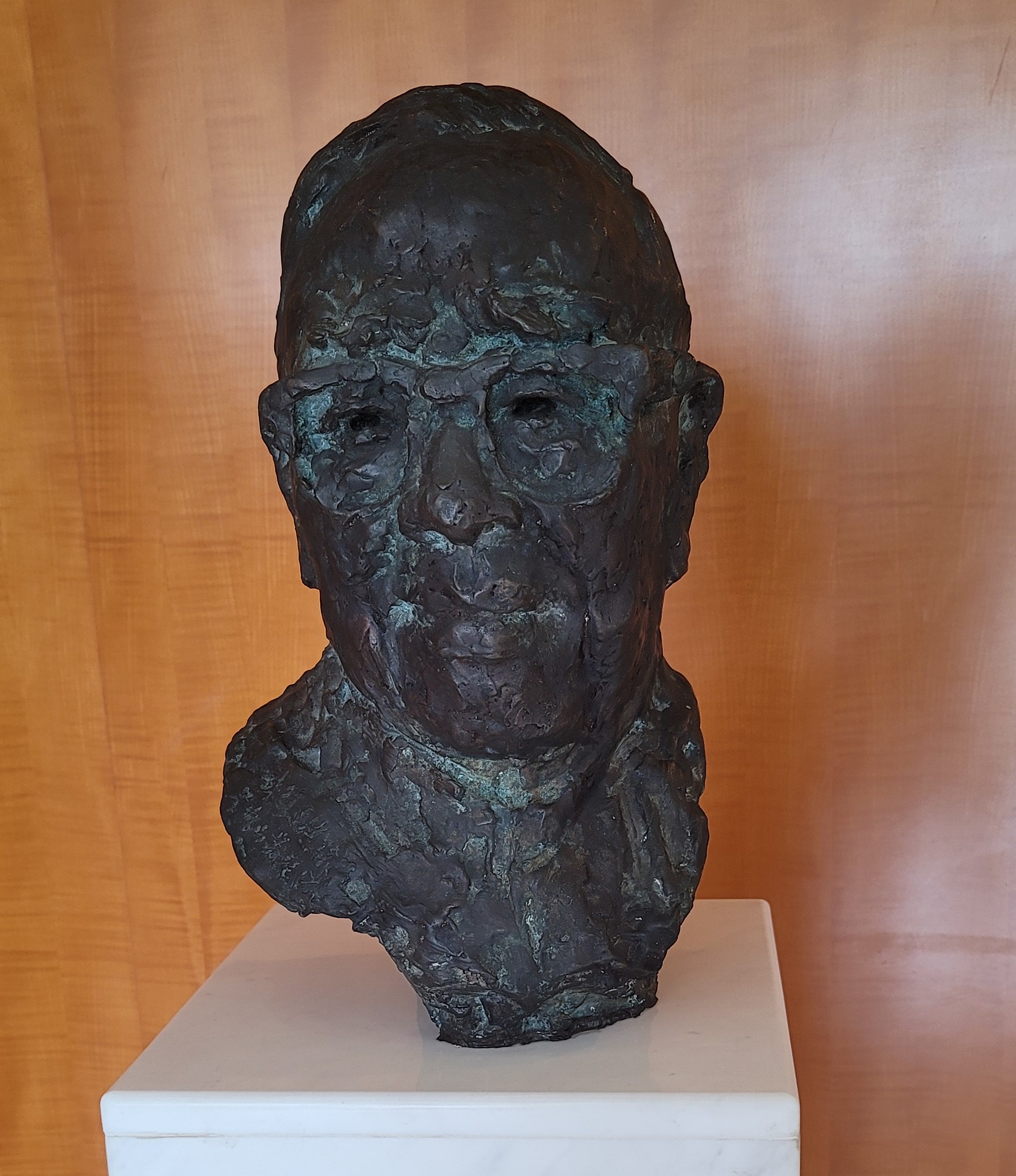 The Bust of Ch‘ien Mu