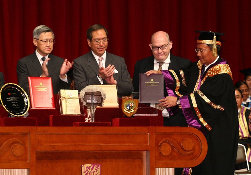 School of Law established (upgraded to Faculty of Law in 2008)